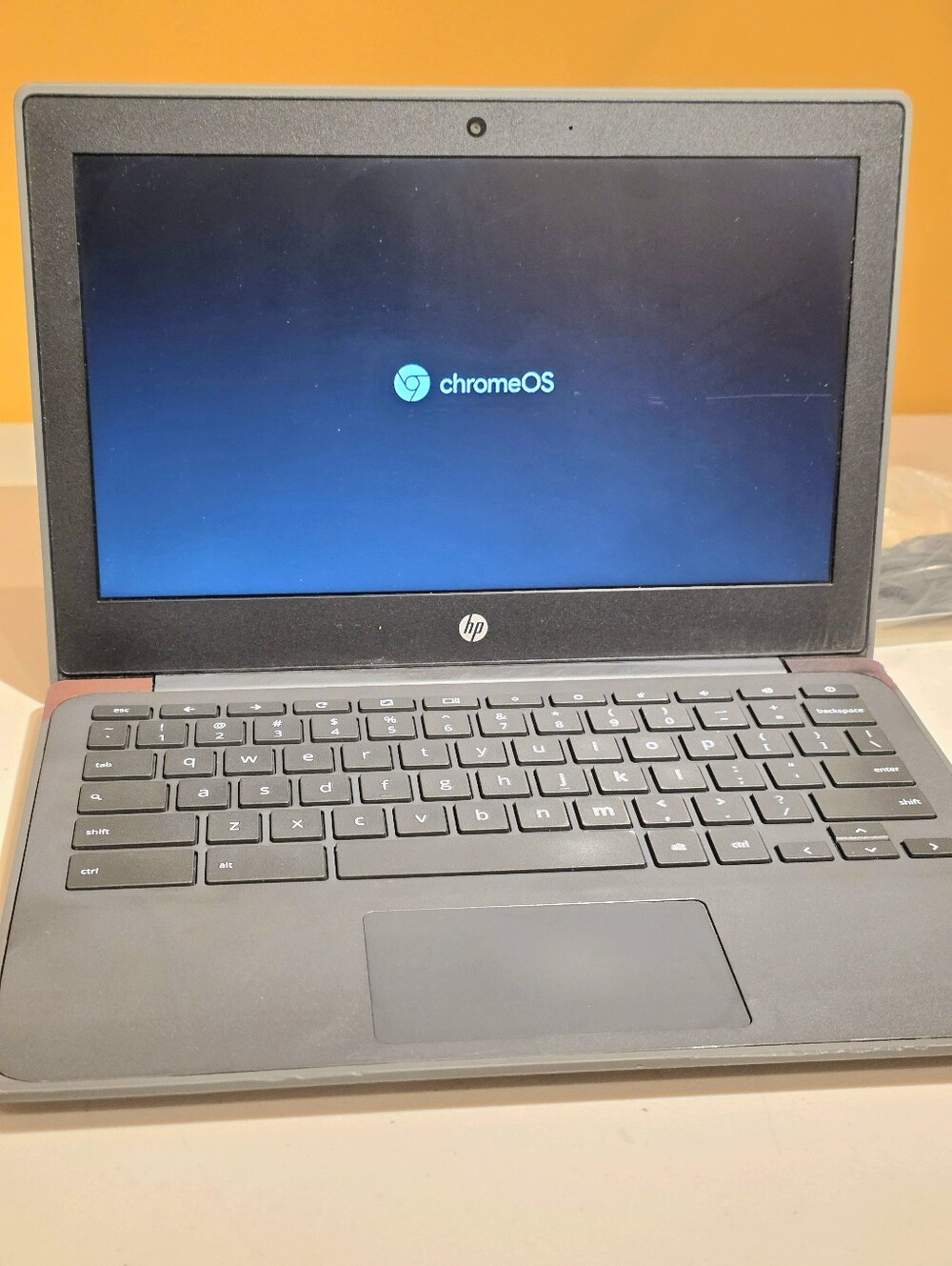 FREE LENOVO LAPTOP  @MIXLUXSTORE - Picture 4 of 10